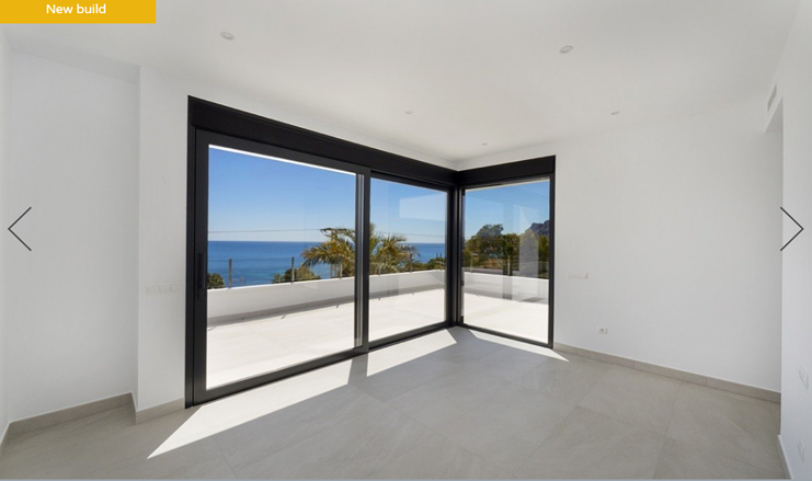 Modern luxury villa newly built with sea views in Les Bassetes Calpe
